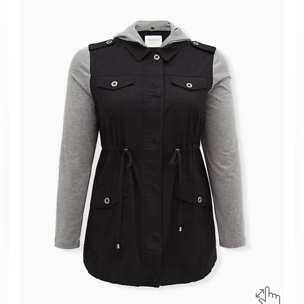 Torrid, Twill Fabric Mixed Anorak. Black, Size 1